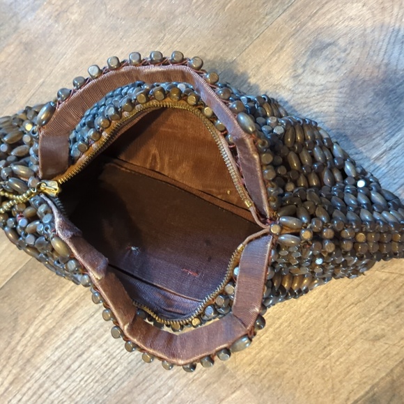 vintage wooden beaded clutch - Picture 3 of 4